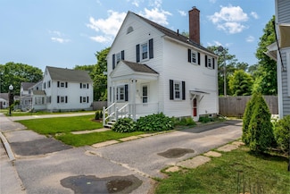 10 Dike Rd, Bath, ME 04530