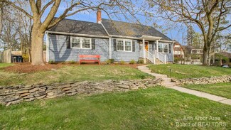 2105 Brockman Blvd, Ann Arbor, MI 48104