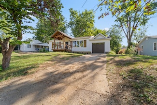 910 W Morningside Dr, Fulton, MO 65251