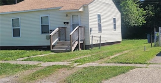 49 Shelby St, Portsmouth, VA 23701