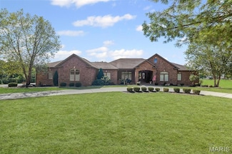 4715 Richland Woods Ct, Alton, IL 62002
