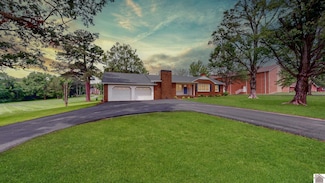 700 S 16th St, Murray, KY 42071