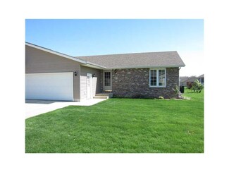 833 E Liberty St, Anamosa, IA 52205