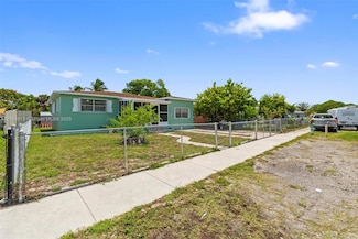 2502 Funston St, Hollywood, FL 33020