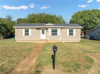 213 Mclennan Rd, Mc Gregor, TX 76657