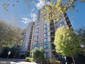 2451 Midtown Ave Unit 801, Alexandria, VA 22303