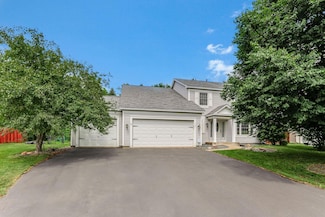 3021 Copper Oaks Alcove, Woodbury, MN 55125
