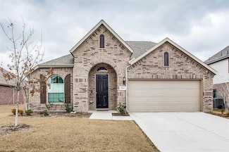 2704 Dancing Flame Dr, Denton, TX 76201