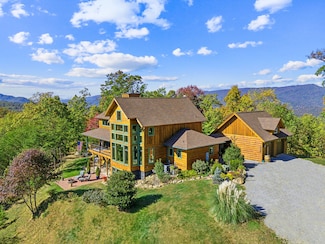 1642 Little Cove Rd, Sevierville, TN 37862