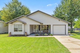 405 Northview Ln, Crestview, FL 32536