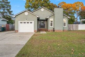 3626 Masters Dr, Hope Mills, NC 28348
