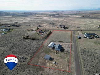 72 Skyline Dr, Riverton, WY 82501