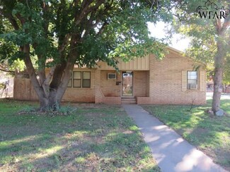 2329 Fannin St, Vernon, TX 76384