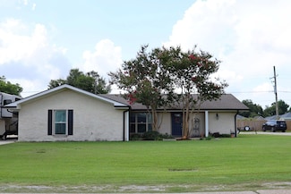 300 Estate Dr, Houma, LA 70364