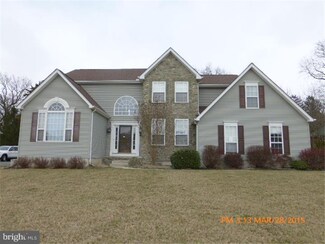 37 E Darby Cir, Dover, DE 19904