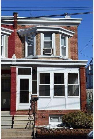 1609 W 8th St, Wilmington, DE 19805