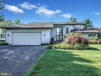 3015 Ridgeview Dr, Orwigsburg, PA 17961