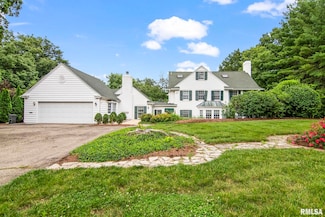 3 Hillcrest Rd, Springfield, IL 62704