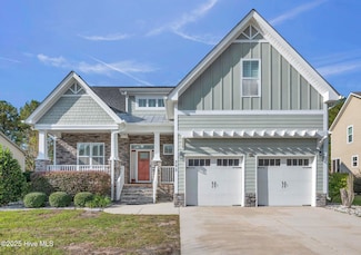 333 Tall Ships Ln, Hampstead, NC 28443