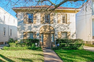 1109 State St, New Orleans, LA 70118