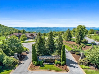 99999 N Snow Ridge Dr Unit 11, Hendersonville, NC 28792