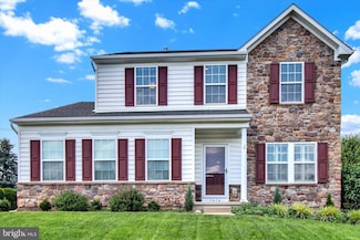 1614 W Thistle Dr, Reading, PA 19610