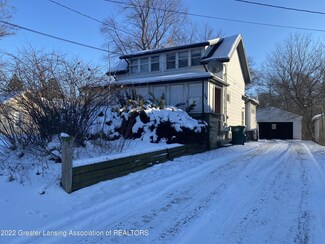 224 Crest St, Lansing, MI 48910