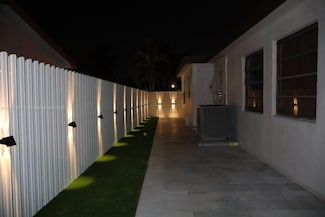 9701 SW 30th St, Miami, FL 33165