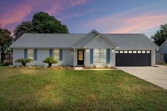 4708 Constellation Dr, Gulf Breeze, FL 32563