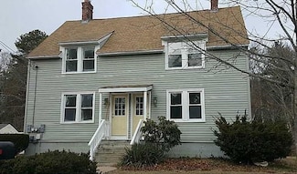 21 Bowling Ln, Westerly, RI 02808