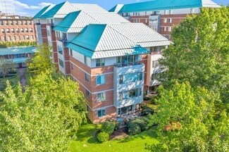 183 Oak St Unit G5, Newton Upper Falls, MA 02464