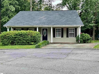304 Tollgate Rd, Simpsonville, SC 29681