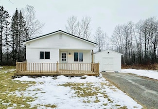 14 Crestmont Cir, Presque Isle, ME 04769