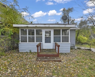 411 Hinckley Blvd, Jackson, MI 49203