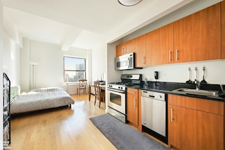 20 West St Unit 40F, New York, NY 10004
