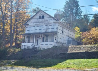 224 Bellemonte Ave, Hawley, PA 18428