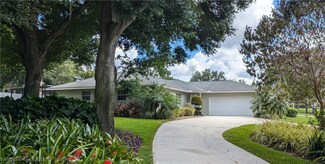 2830 Lakeview Dr, Sebring, FL 33870