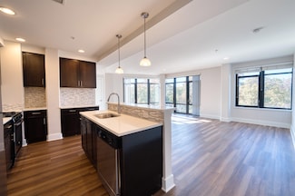 1040 John F. Kennedy Blvd Unit 707, Bayonne, NJ 07002