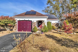 38 Pulham Ln, Southampton, NJ 08088