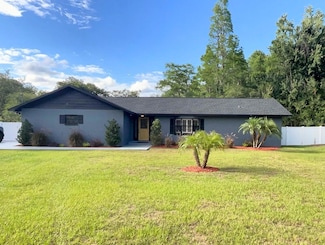17933 Eagle Ln, Lutz, FL 33558