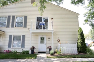 2861 Glenwood Ct Unit 35D, Lake Orion, MI 48360