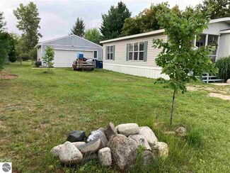 5096 Mobile Trail W, Traverse City, MI 49685