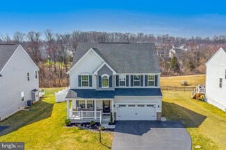 106 Tallowood Dr, Pottstown, PA 19464