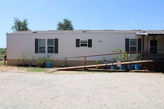 10235 Stuart Ave, Bangs, TX 76823