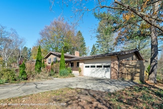 4682 Huron Hill Dr, Okemos, MI 48864