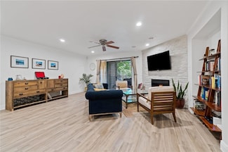 1135 Barton Hills Dr Unit 124, Austin, TX 78704