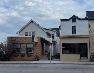 2474 S Kinnickinnic Ave, Milwaukee, WI 53207