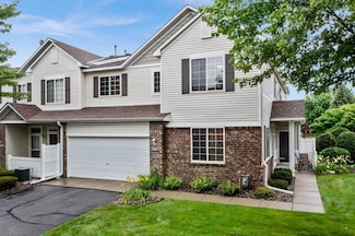 15656 Emerald Dr N Unit 1, Hugo, MN 55038