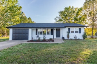17554 Grace Rd, Lebanon, MO 65536