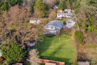 20538 Western Ave NE, Indianola, WA 98342